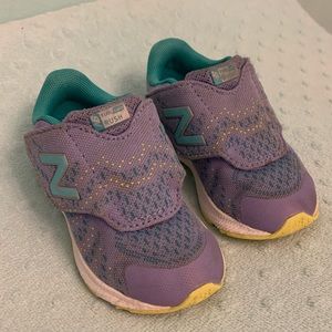New Balance size 6 toddler girls